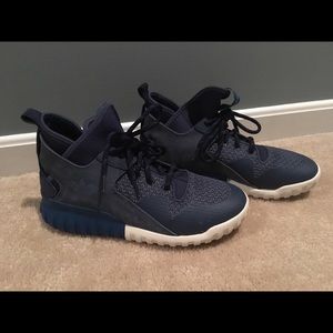 Adidas...men’s size 9.5...Tubulars